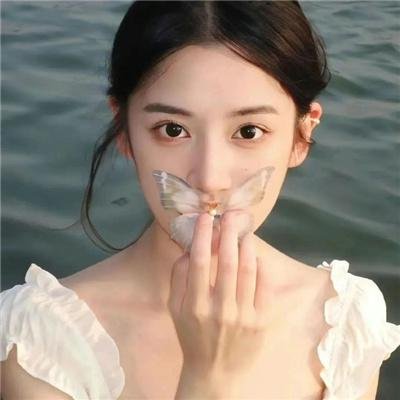 家有蛇仙美貌妻